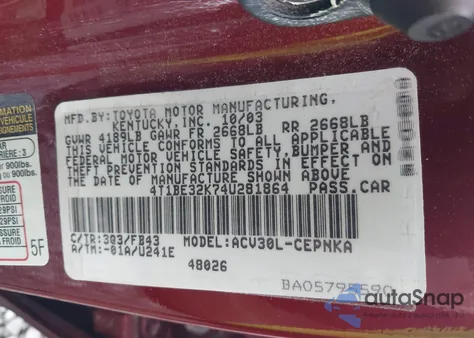 2004 Toyota Camry Le z USA, uszkodzony, nr VIN 4T1BE32K74U281864